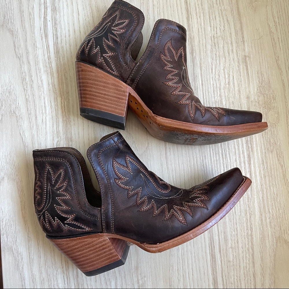 Ariat Brown Western Dixon Bootie - Picture 2 of 8